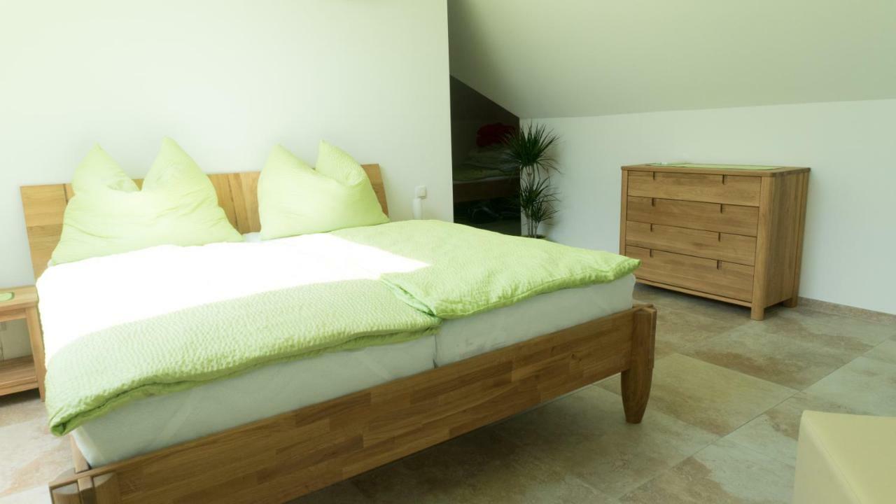 Kogelschneiderhof Apartment Dobl-Zwaring Bagian luar foto