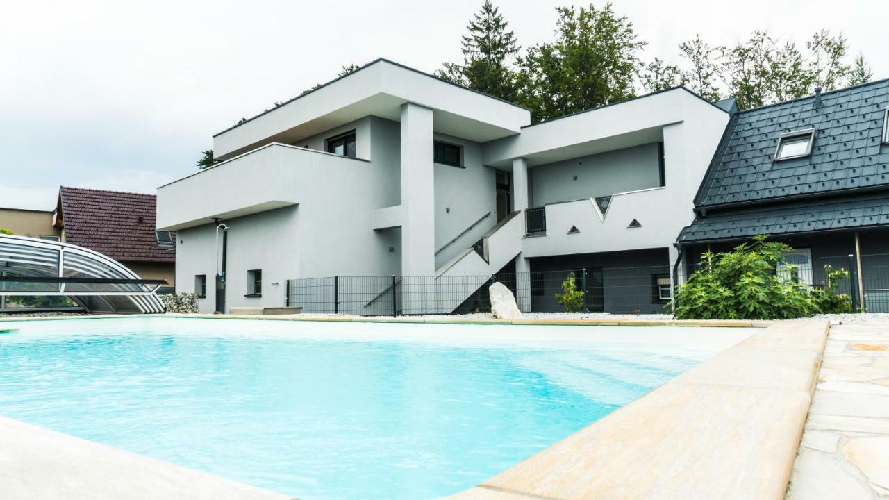 Kogelschneiderhof Apartment Dobl-Zwaring Bagian luar foto